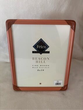Vintage Fetco Beacon Hill Wood Frame 8x10 - made in Thailand